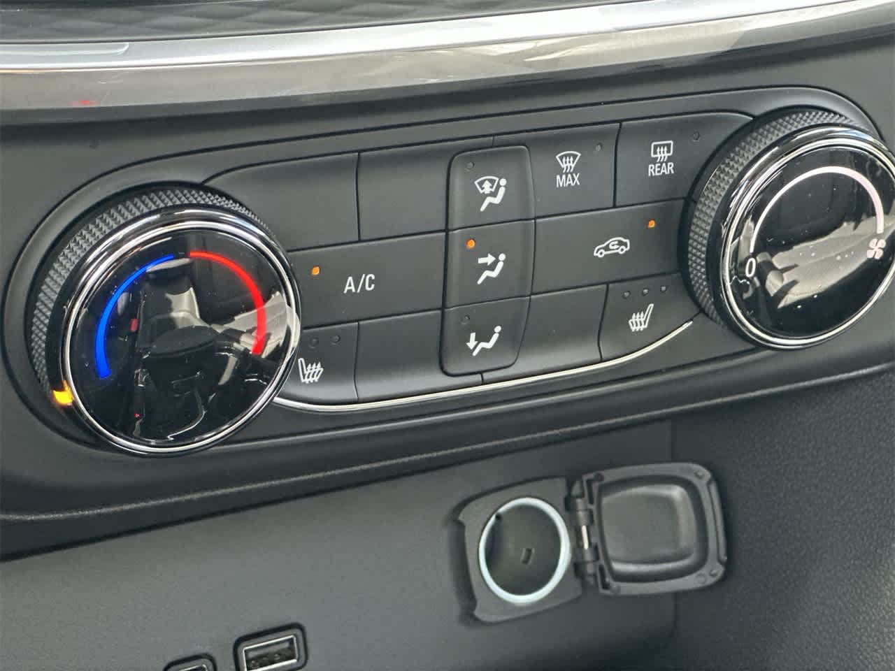 Thumbnail: 2026 Buick Encore GX - 20