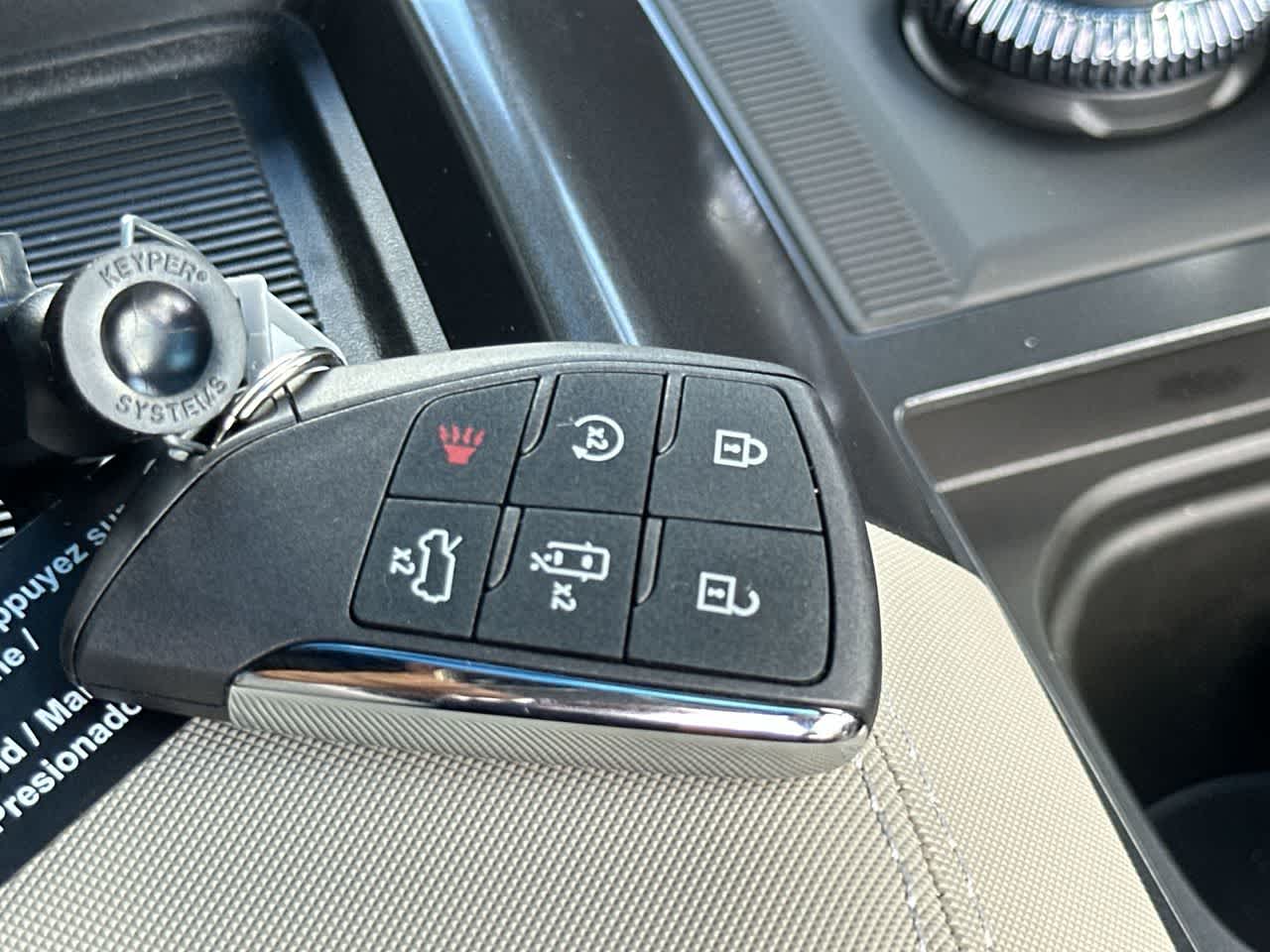 Thumbnail: 2026 GMC Hummer EV - 28