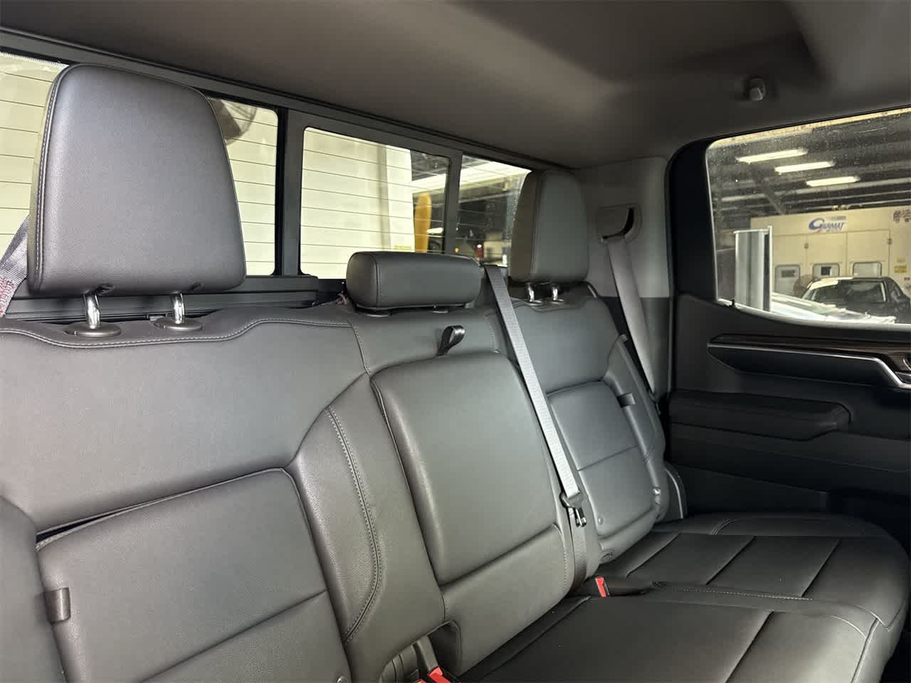 Thumbnail: 2023 Chevrolet Silverado 1500 - 26