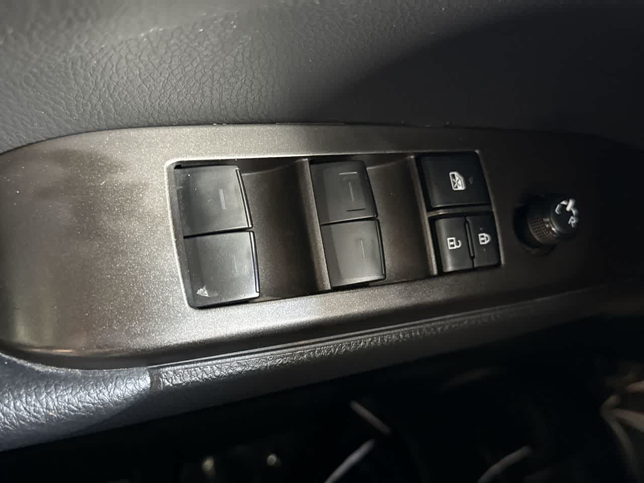 Thumbnail: 2024 Toyota Camry - 17