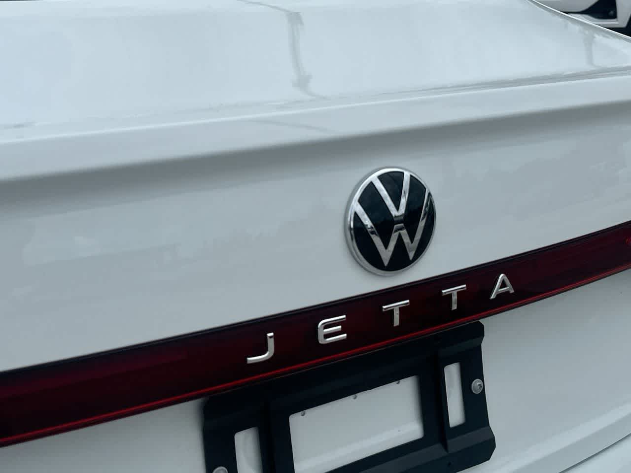 Thumbnail: 2025 Volkswagen Jetta - 10