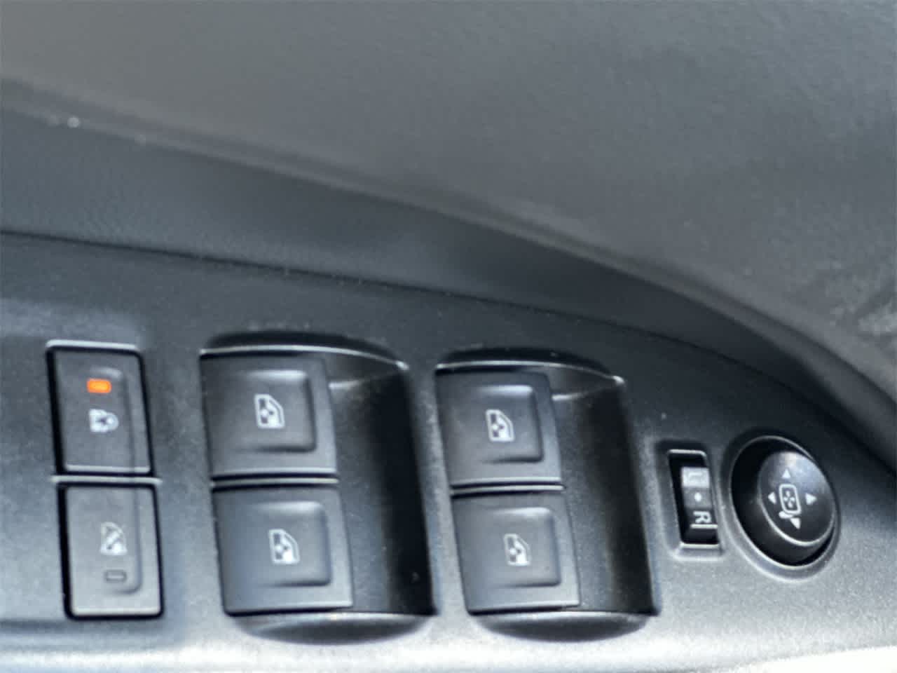 Thumbnail: 2019 GMC Canyon - 17