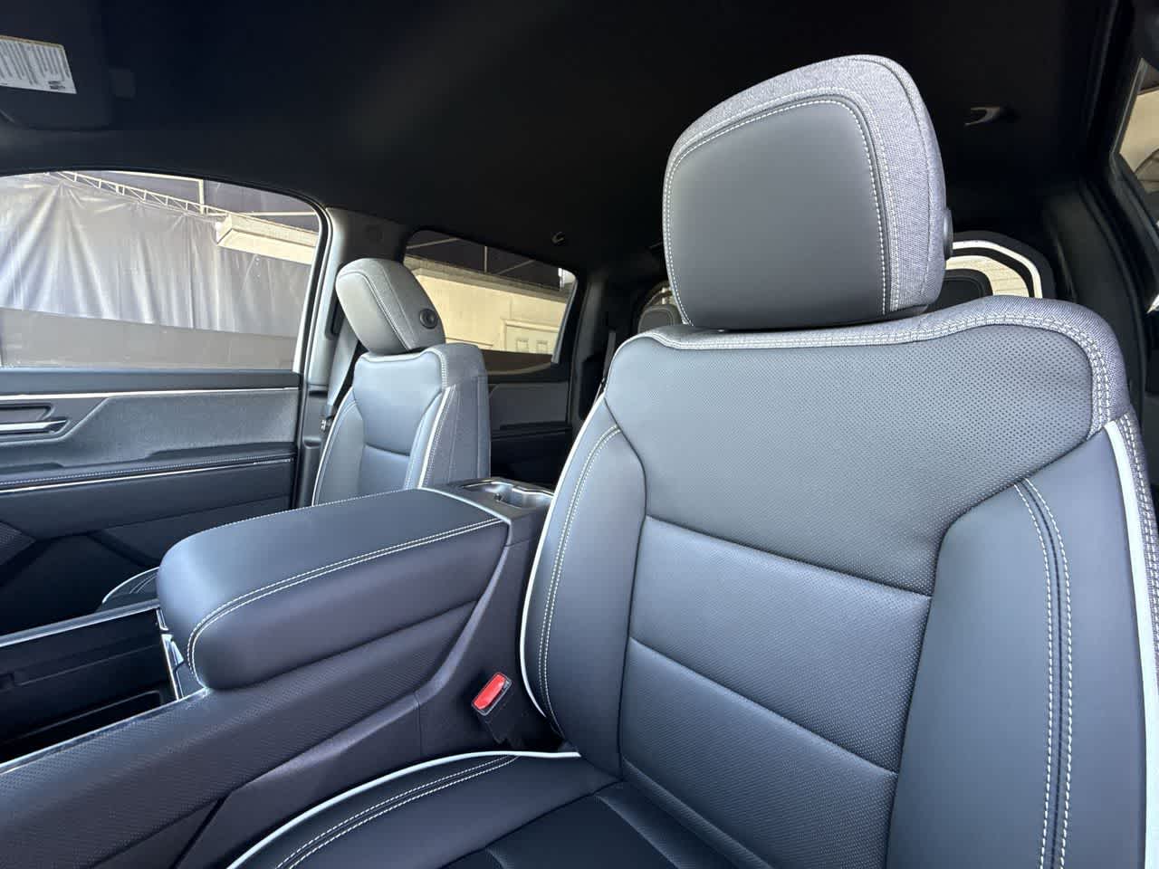 Thumbnail: 2026 GMC Sierra EV - 14