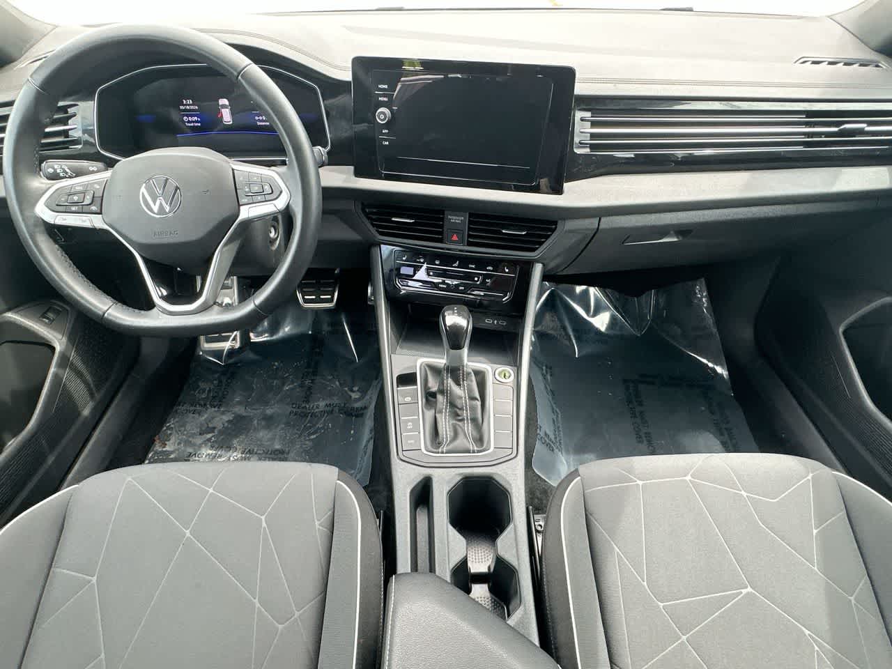Thumbnail: 2025 Volkswagen Jetta - 24