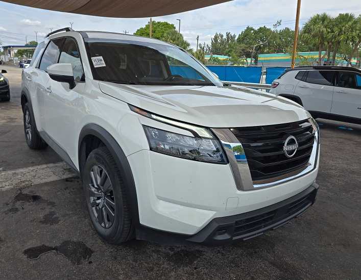Thumbnail: 2025 Nissan Pathfinder - 2