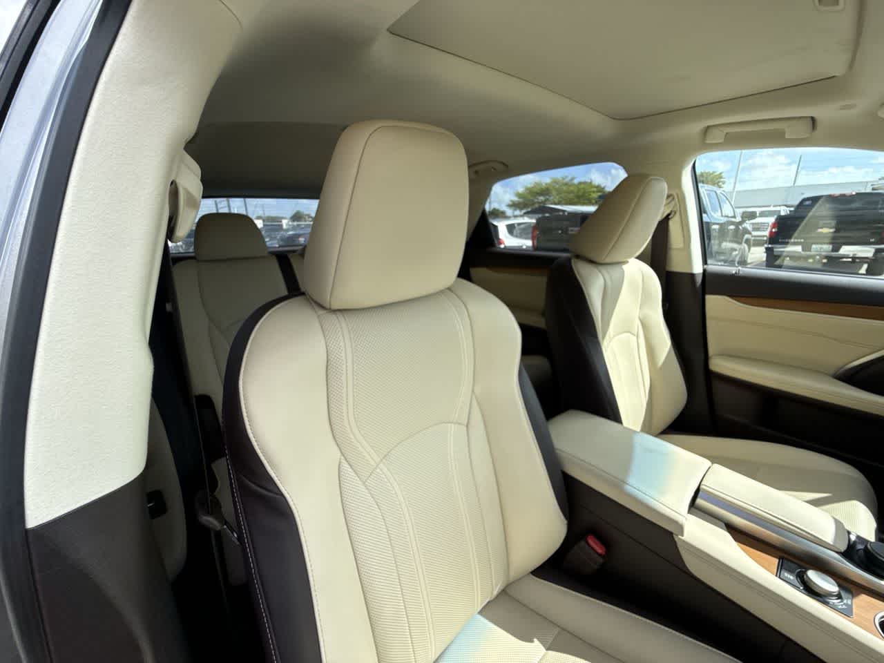 Thumbnail: 2019 Lexus RX - 27