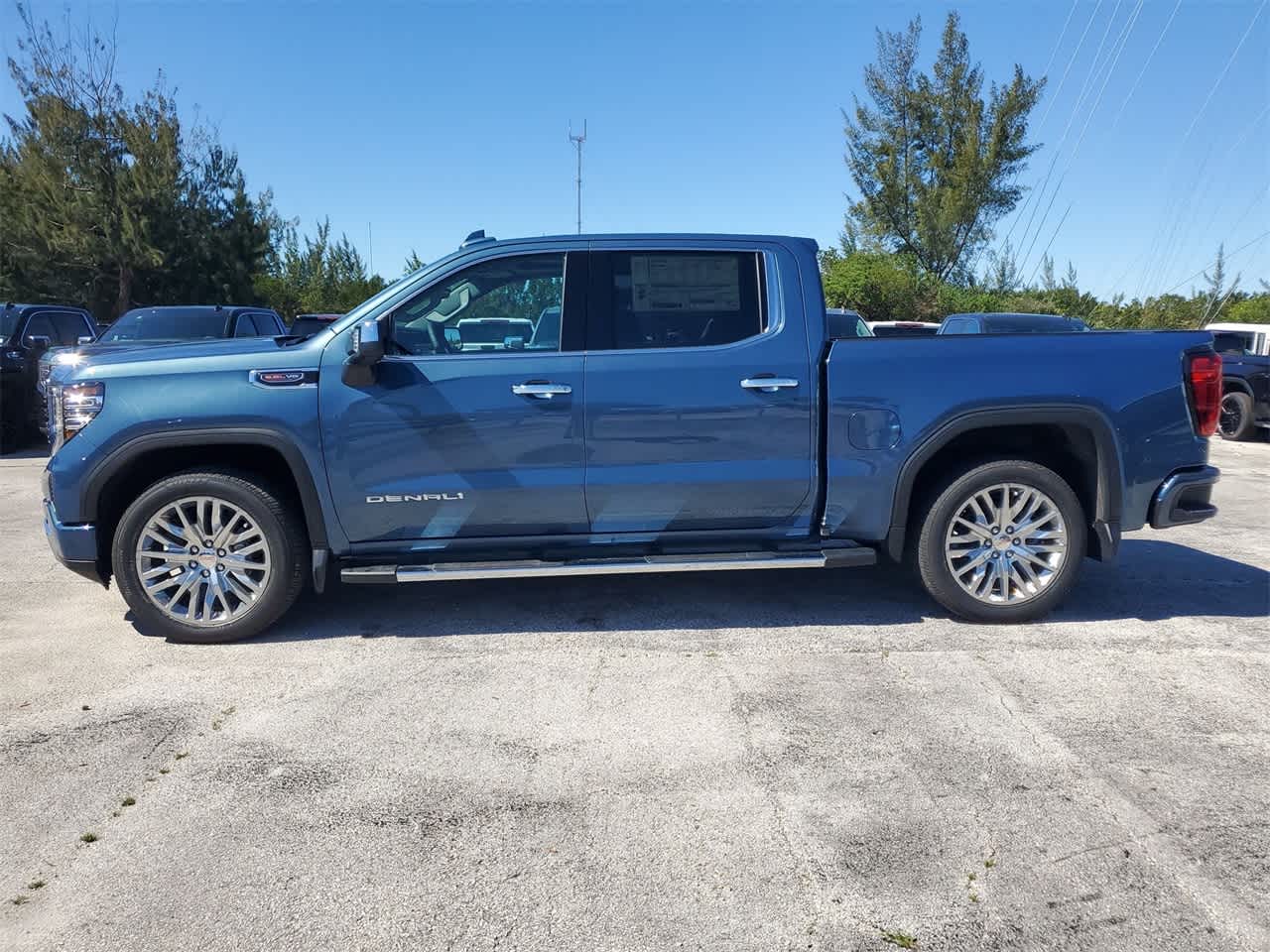 2024 GMC Sierra 1500 Denali 8