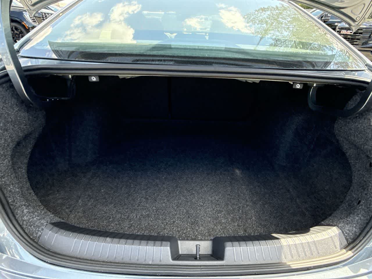 Thumbnail: 2025 Volkswagen Jetta - 25