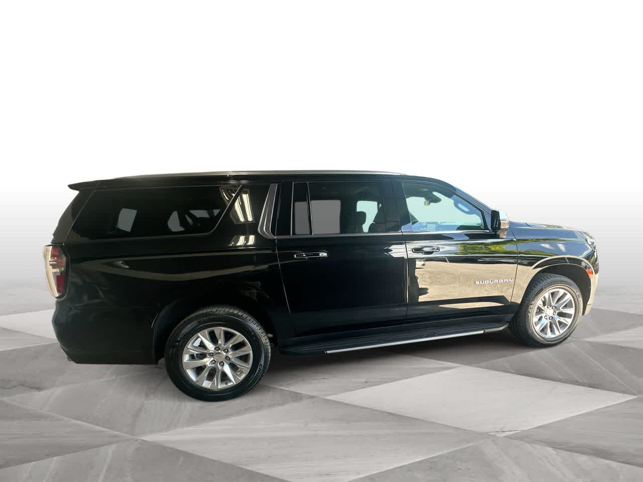Thumbnail: 2024 Chevrolet Suburban - 9