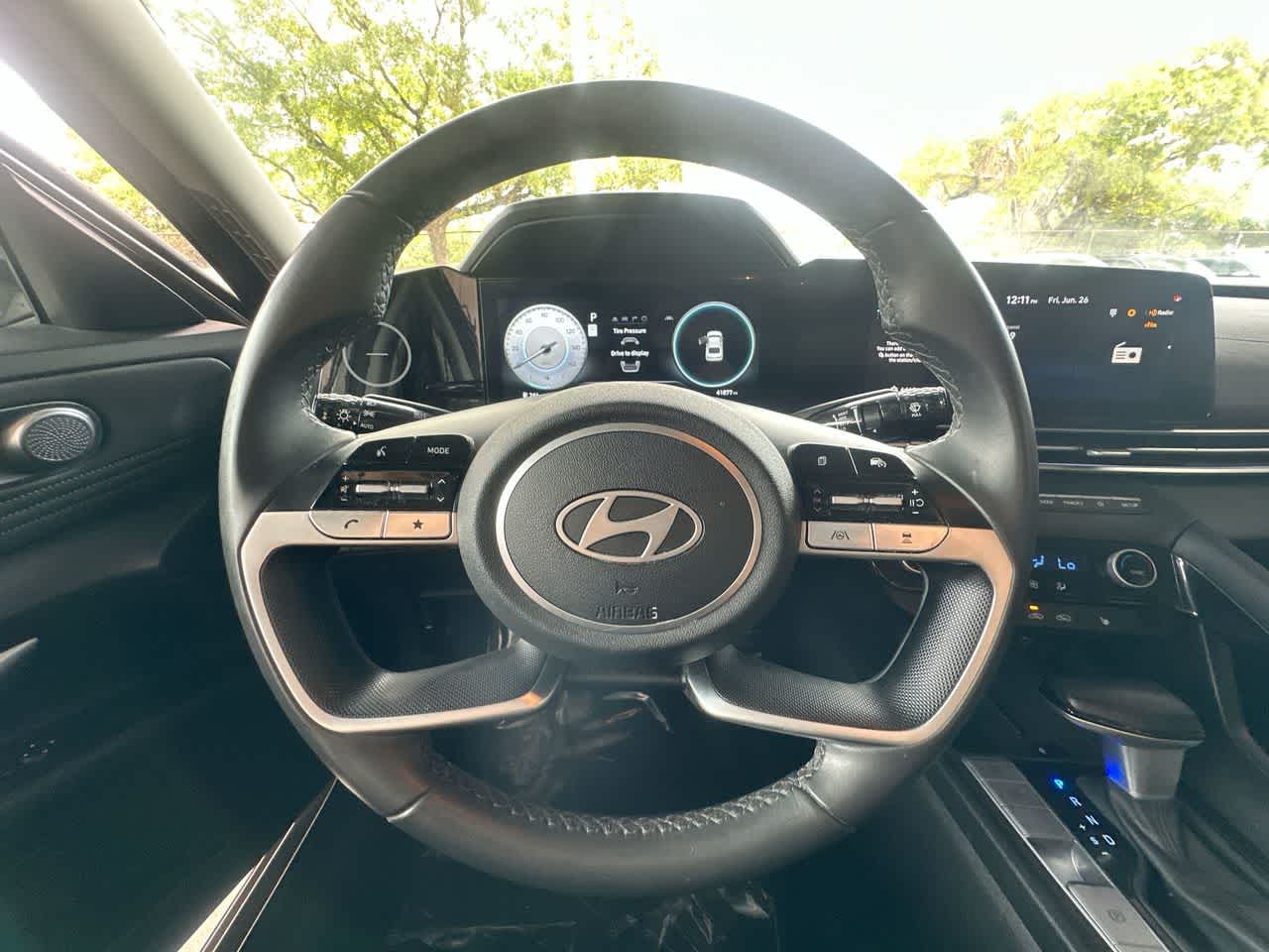 Thumbnail: 2025 Hyundai Elantra - 15