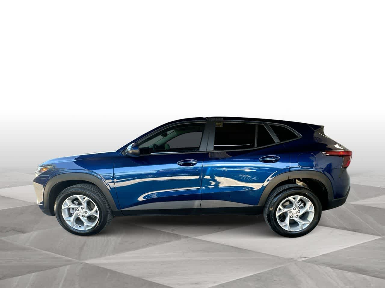 Thumbnail: 2024 Chevrolet Trax - 5