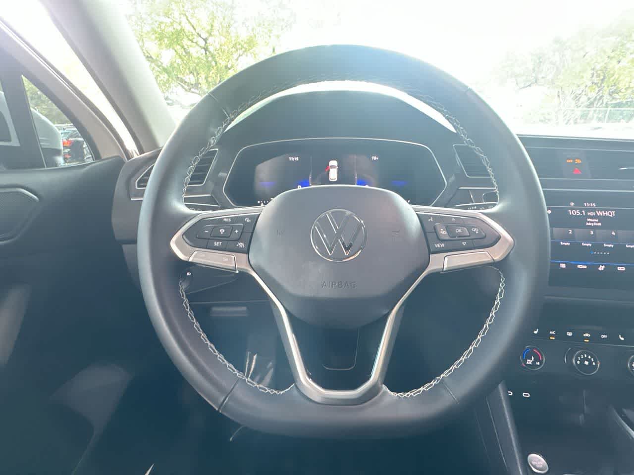 Thumbnail: 2024 Volkswagen Tiguan - 15