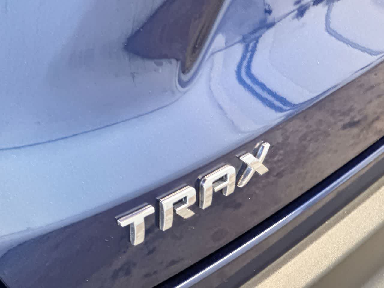 Thumbnail: 2024 Chevrolet Trax - 10