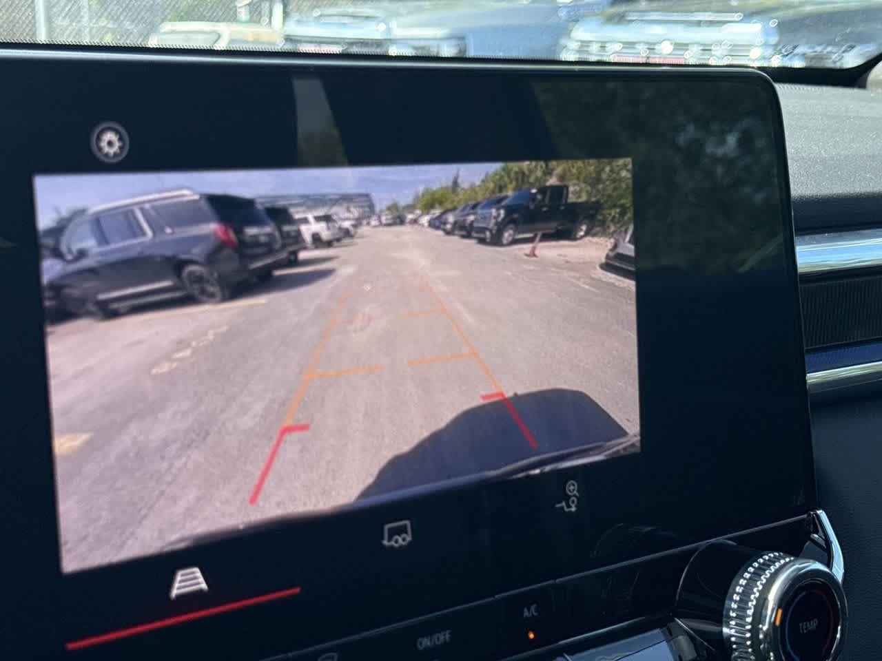 Thumbnail: 2024 GMC Canyon - 19