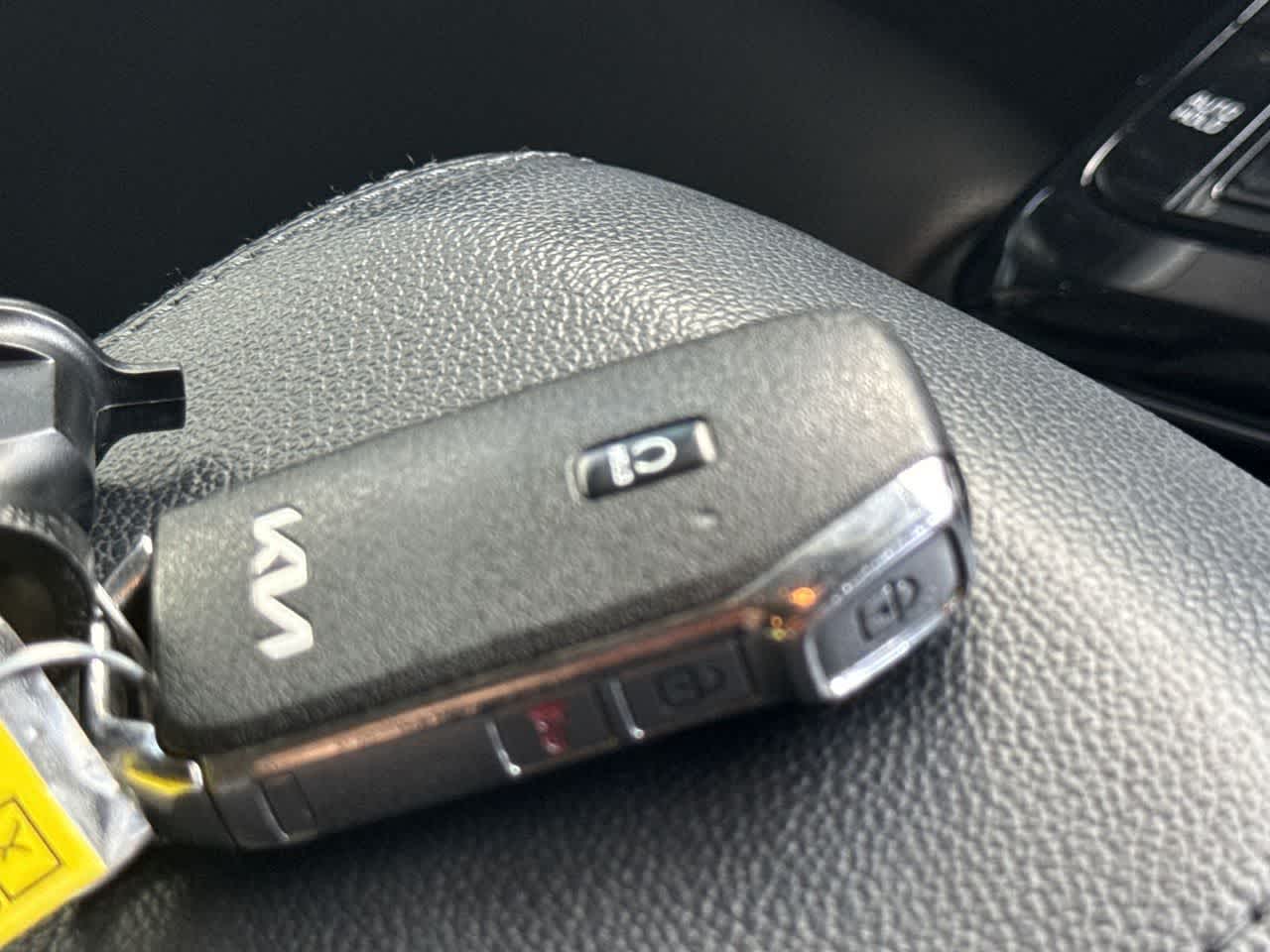 Thumbnail: 2023 Kia Sportage - 28