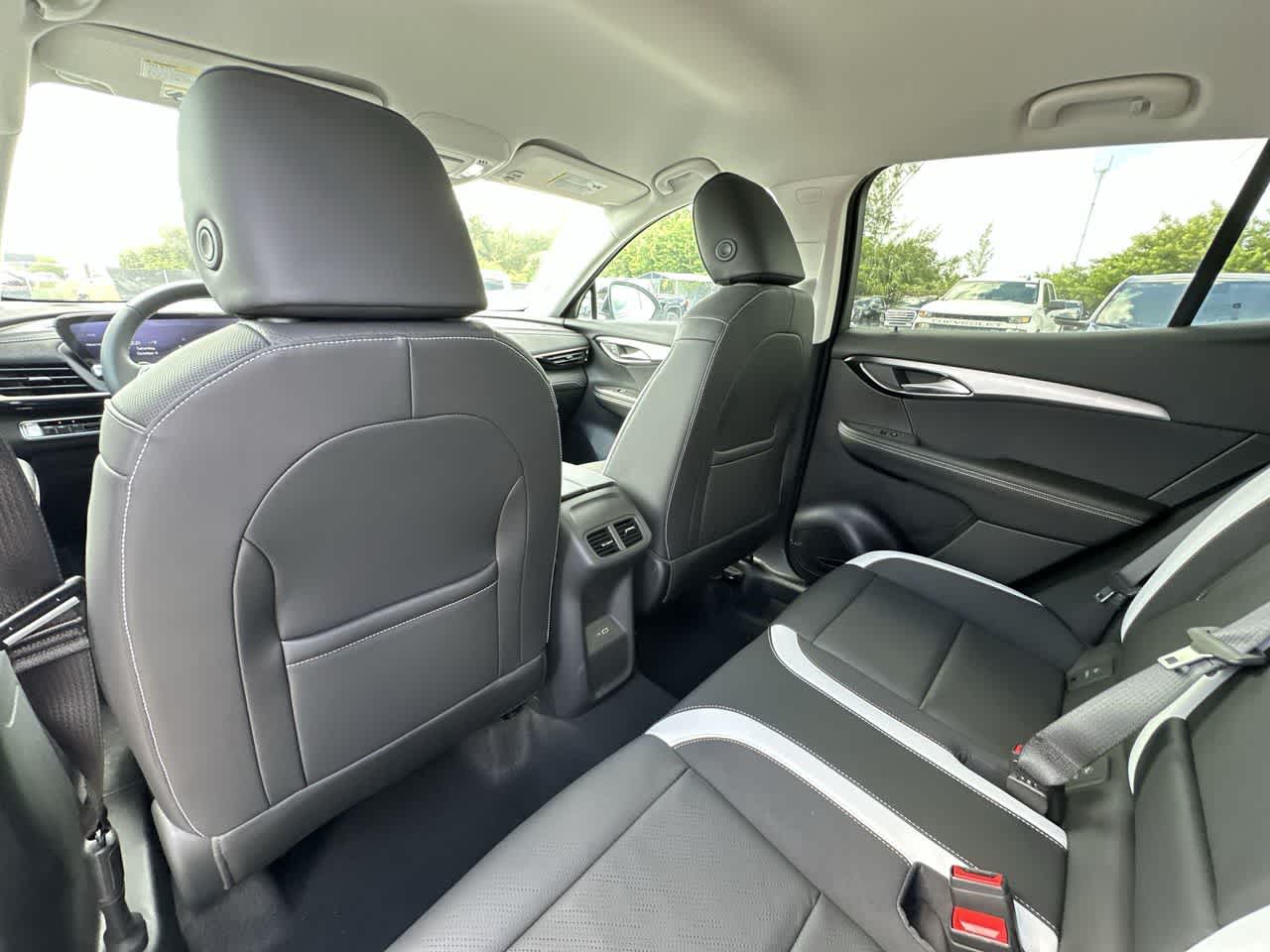 Thumbnail: 2025 Buick Envision - 16