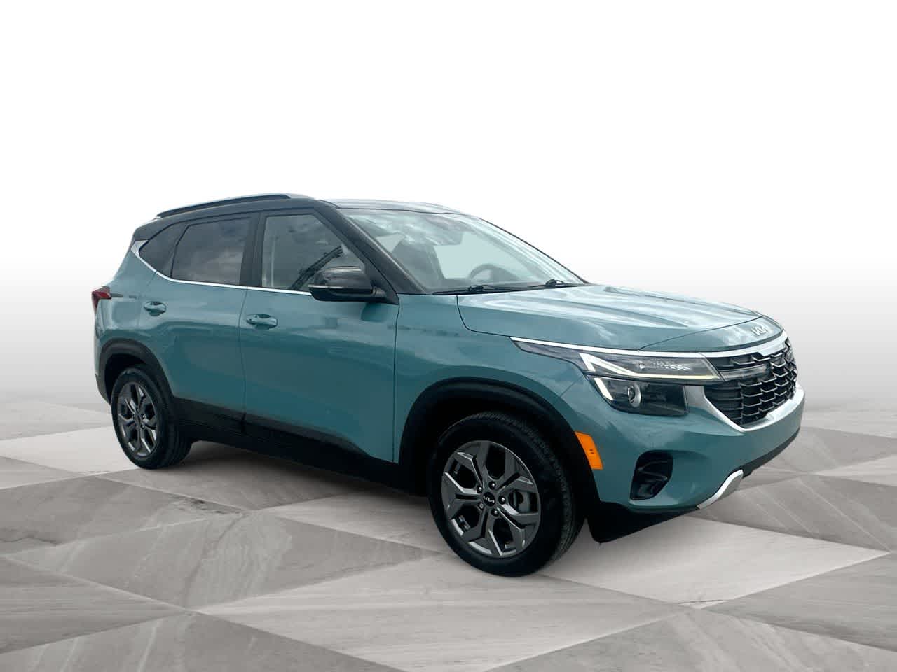 Thumbnail: 2024 Kia Seltos - 2