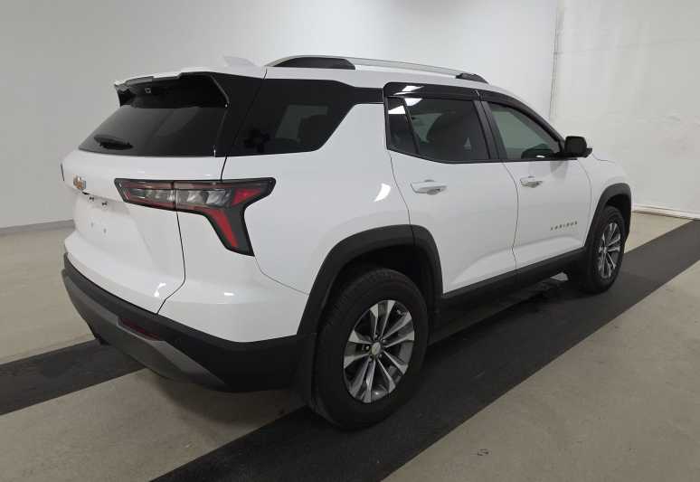 Thumbnail: 2025 Chevrolet Equinox - 3