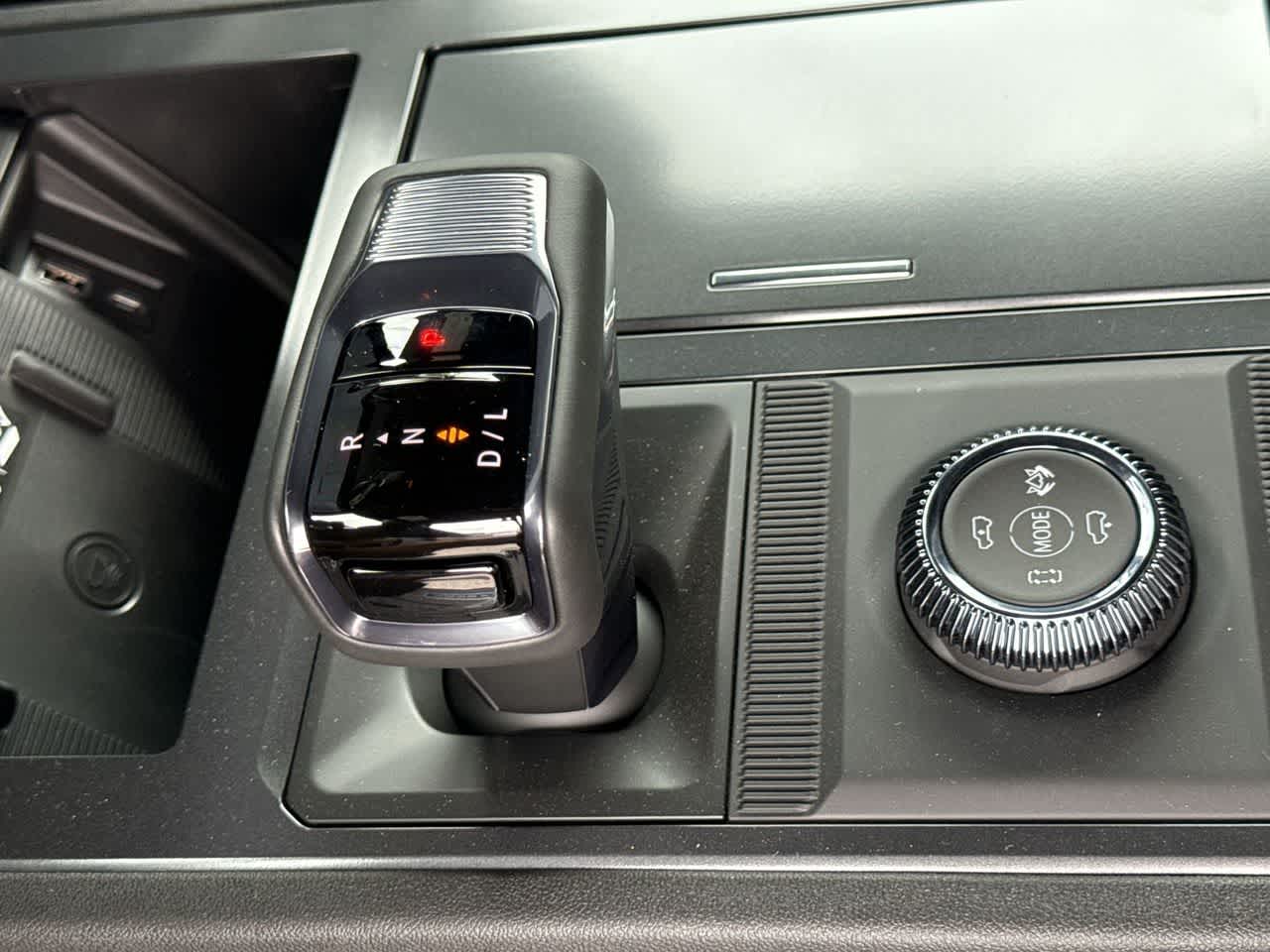 Thumbnail: 2026 GMC Hummer EV - 21