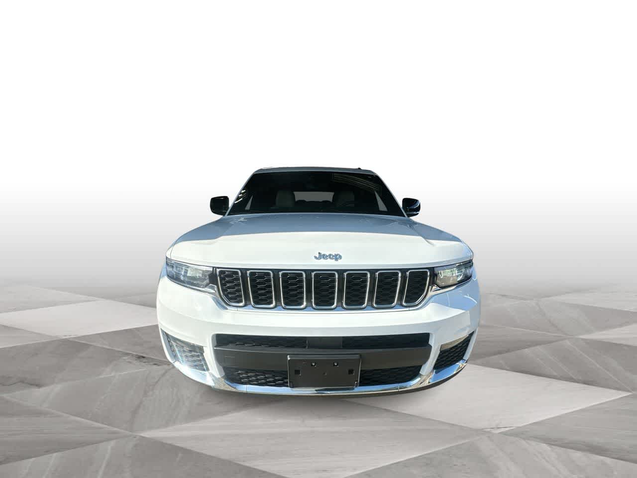 Thumbnail: 2023 Jeep Grand Cherokee - 3