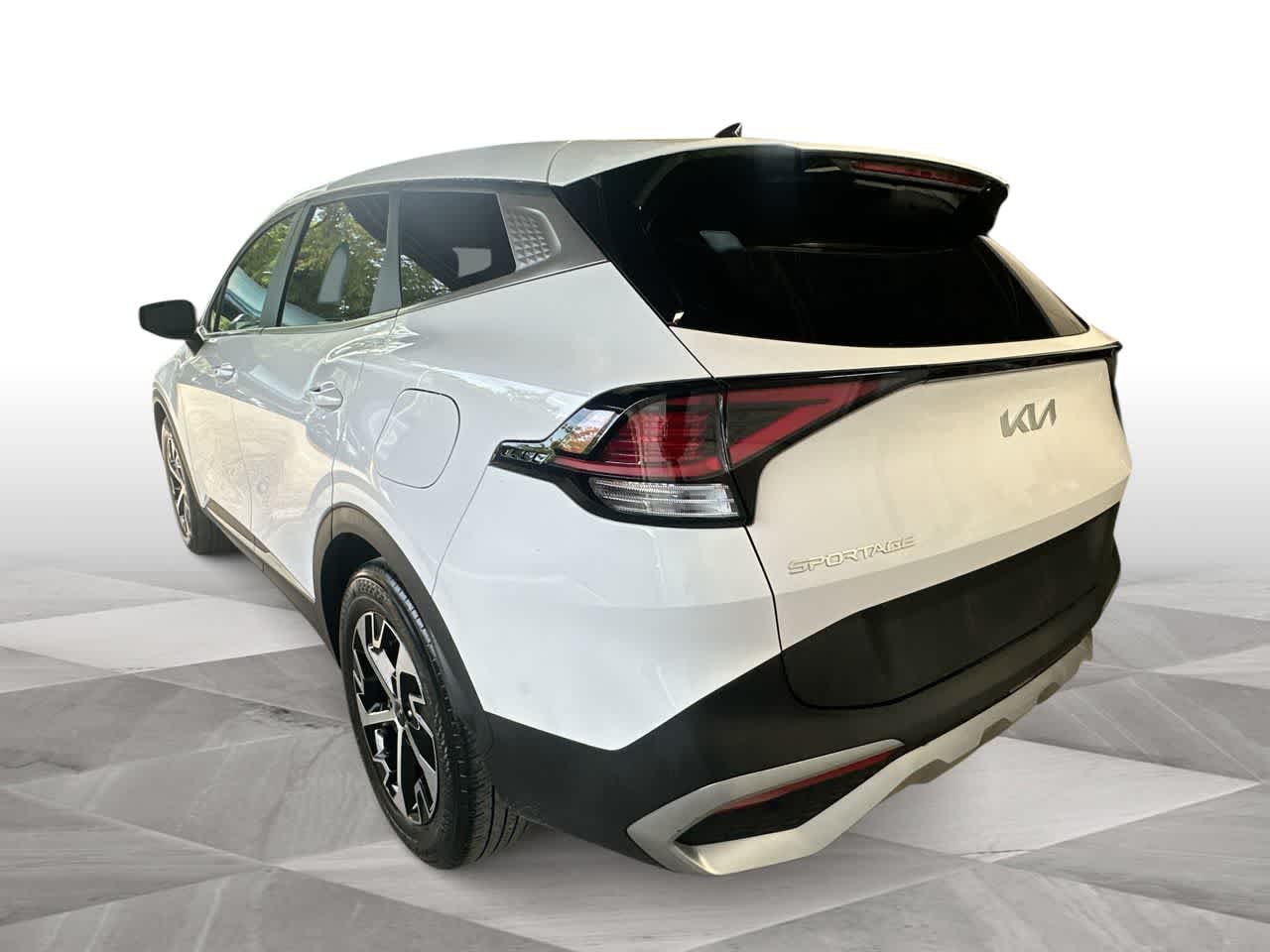 Thumbnail: 2023 Kia Sportage - 6