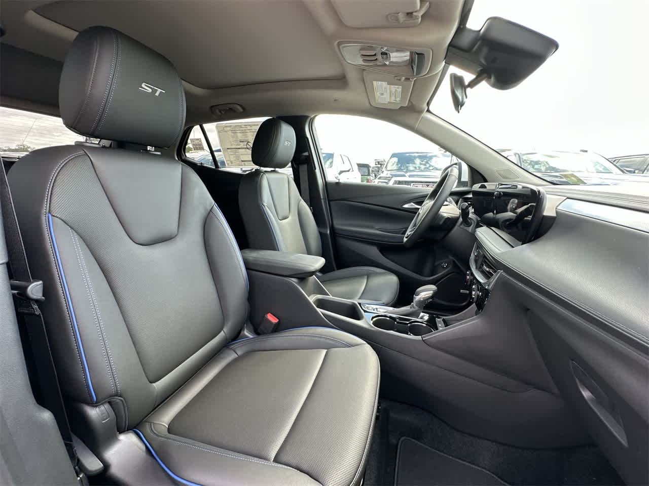 Thumbnail: 2026 Buick Encore GX - 27