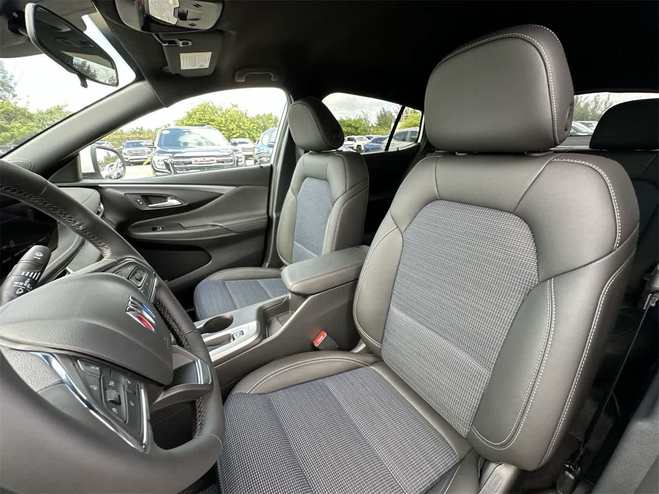 Thumbnail: 2025 Buick Envista - 14