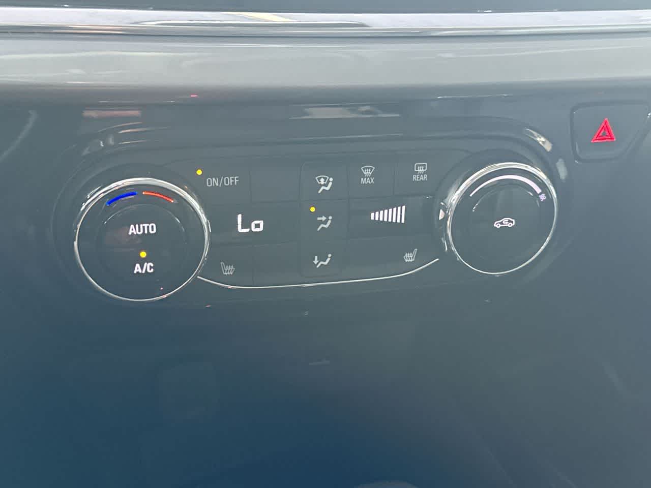 Thumbnail: 2025 Chevrolet Trax - 20