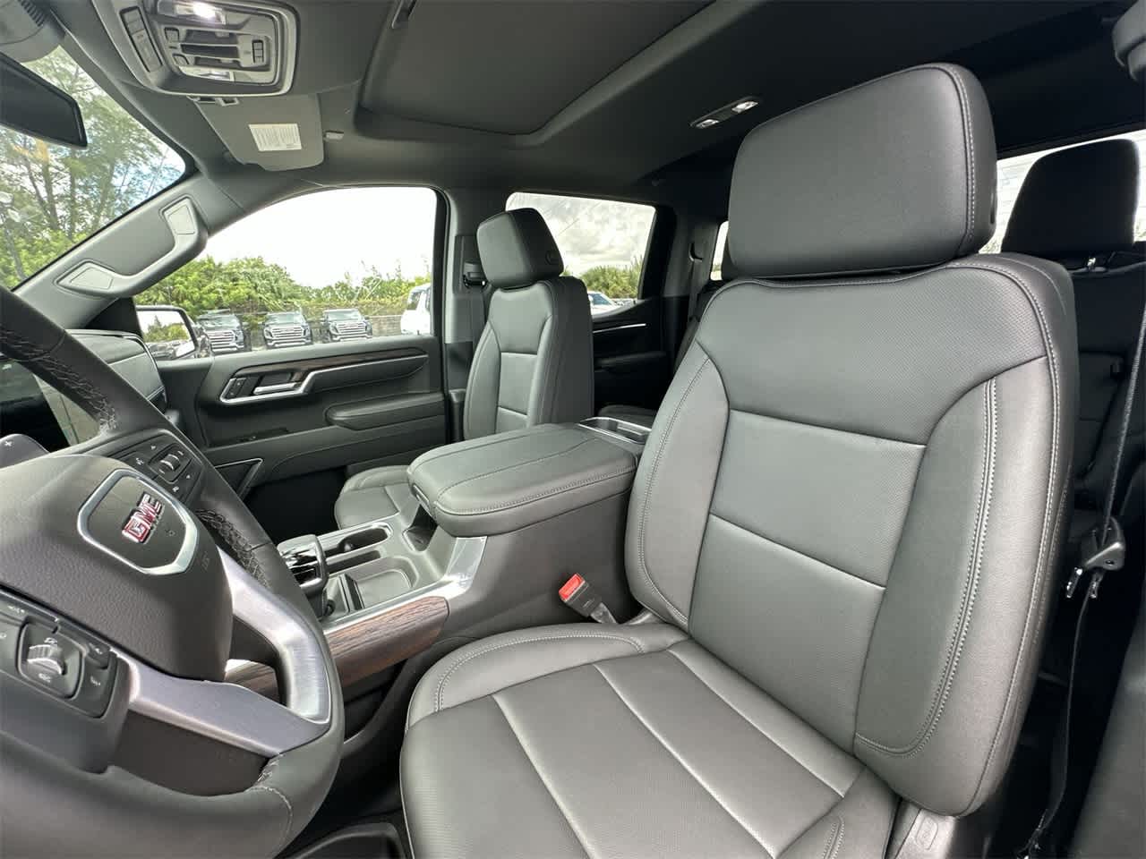 Thumbnail: 2026 GMC Sierra 1500 - 14