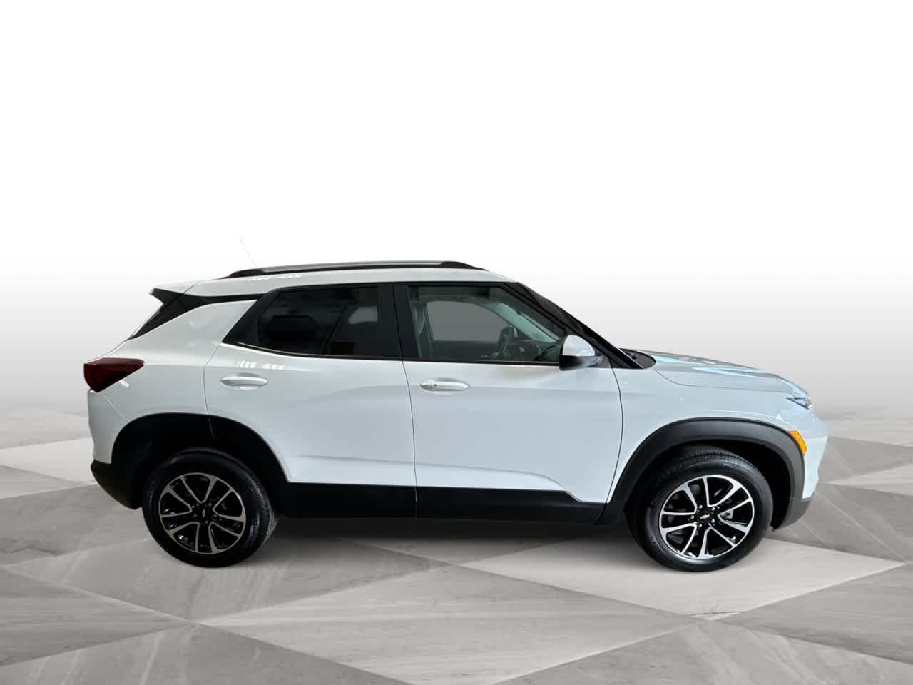 Thumbnail: 2025 Chevrolet TrailBlazer - 9