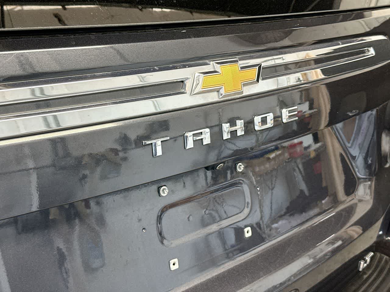 Thumbnail: 2023 Chevrolet Tahoe - 10