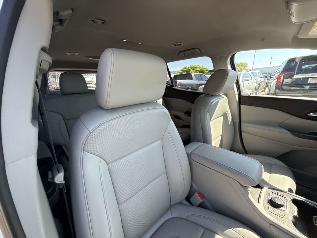 Thumbnail: 2023 GMC Acadia - 27