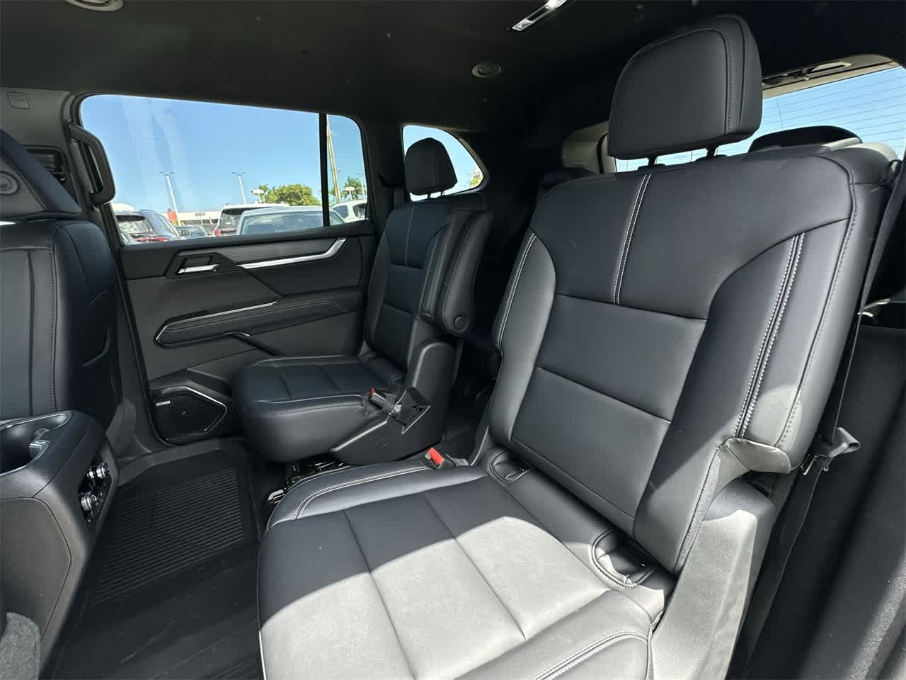 Thumbnail: 2026 GMC Acadia - 22