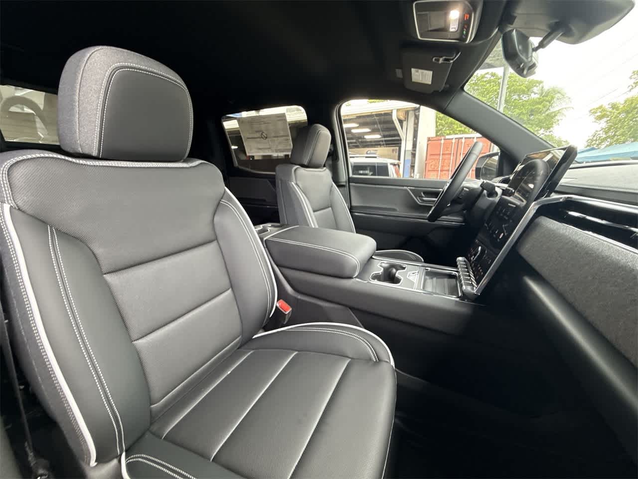 Thumbnail: 2026 GMC Sierra EV - 27