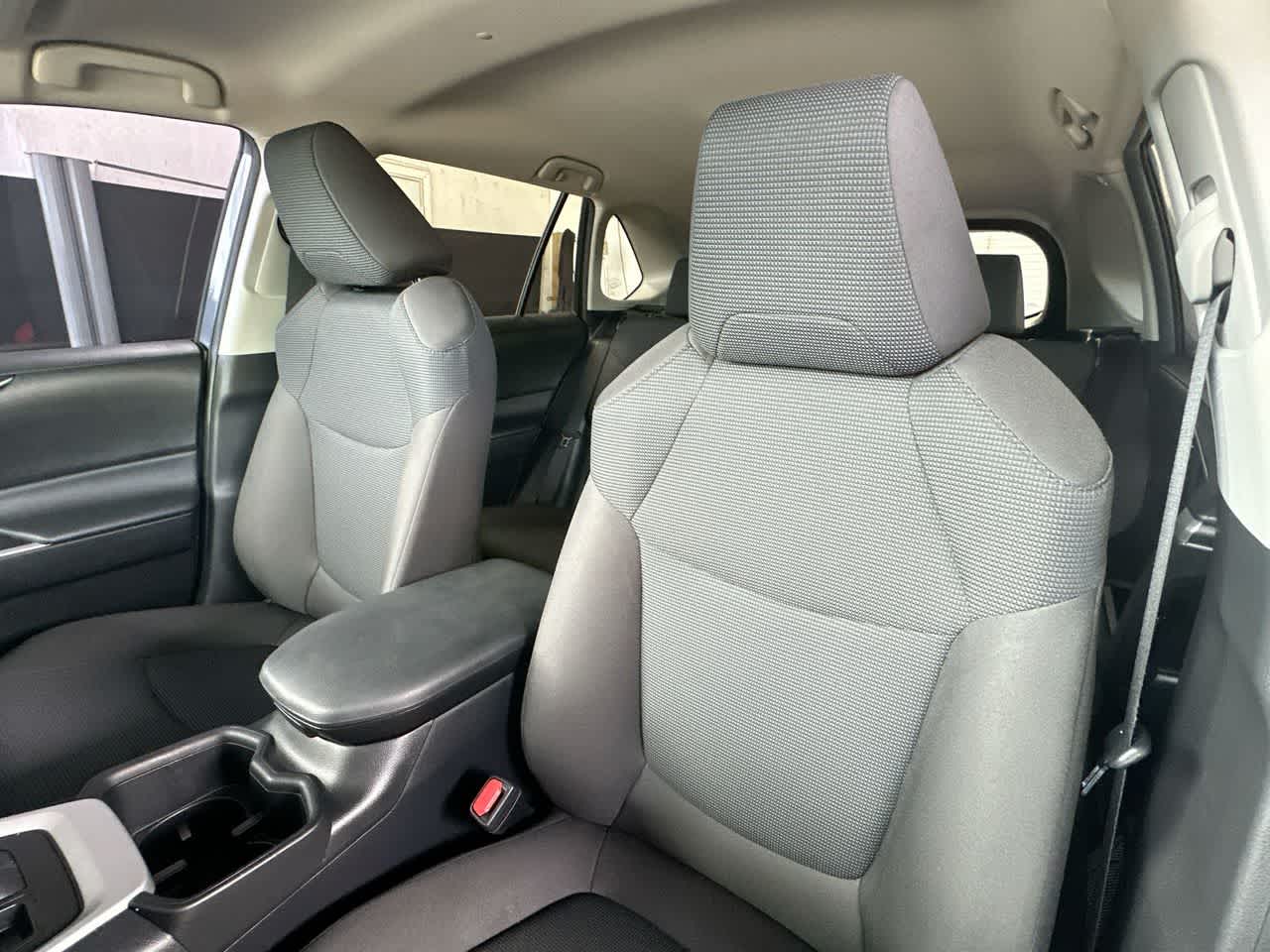 Thumbnail: 2024 Toyota RAV4 - 14