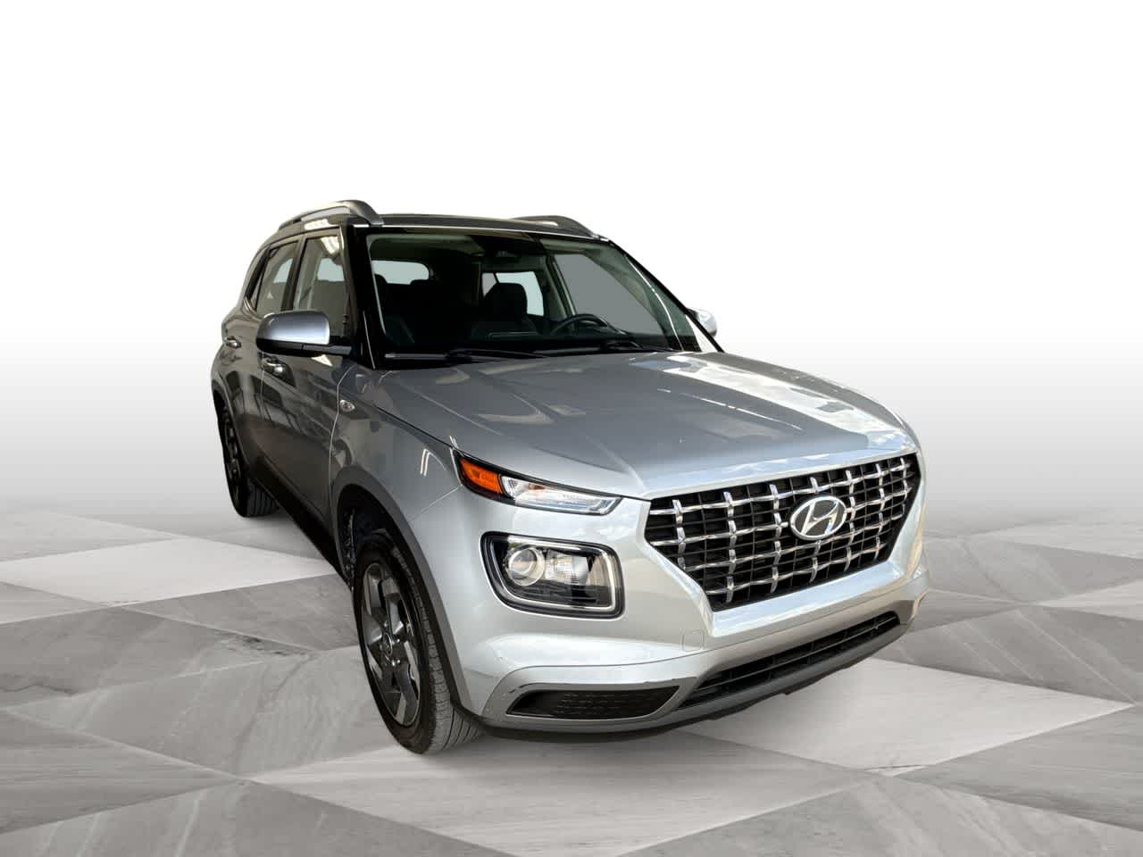 Thumbnail: 2025 Hyundai Venue - 2