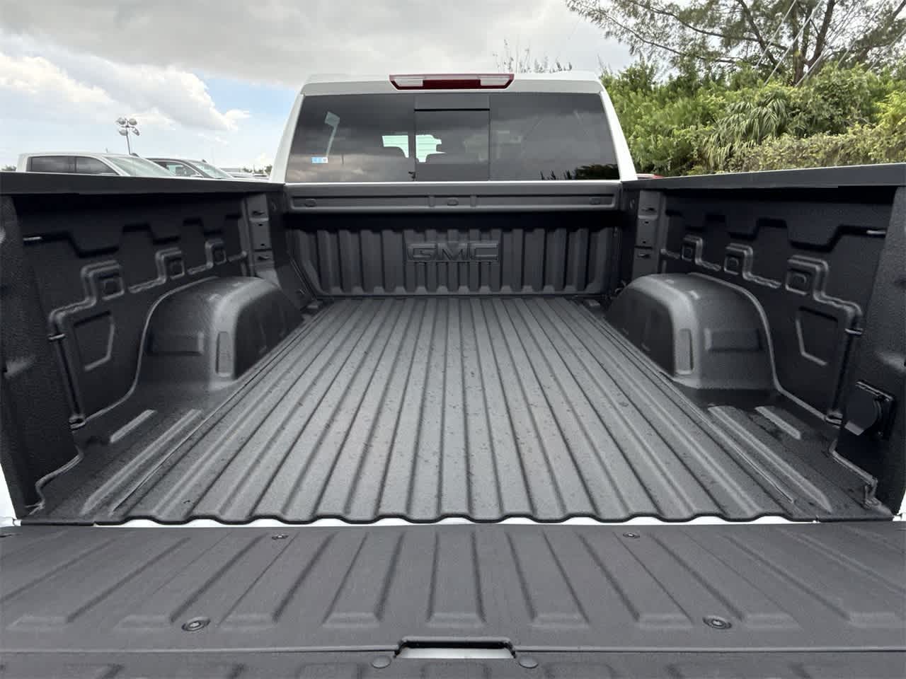 Thumbnail: 2026 GMC Sierra 1500 - 25