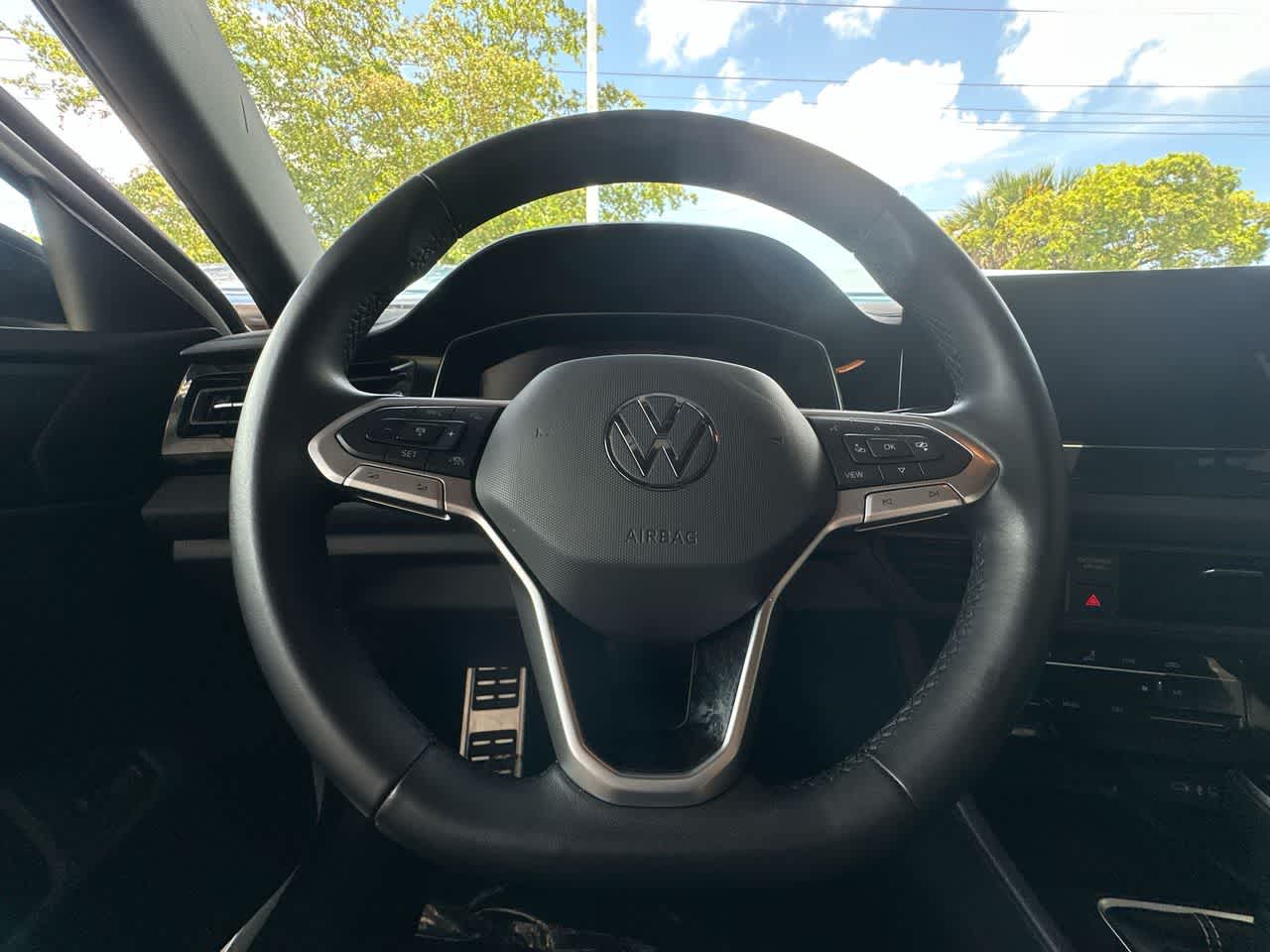 Thumbnail: 2025 Volkswagen Jetta - 15