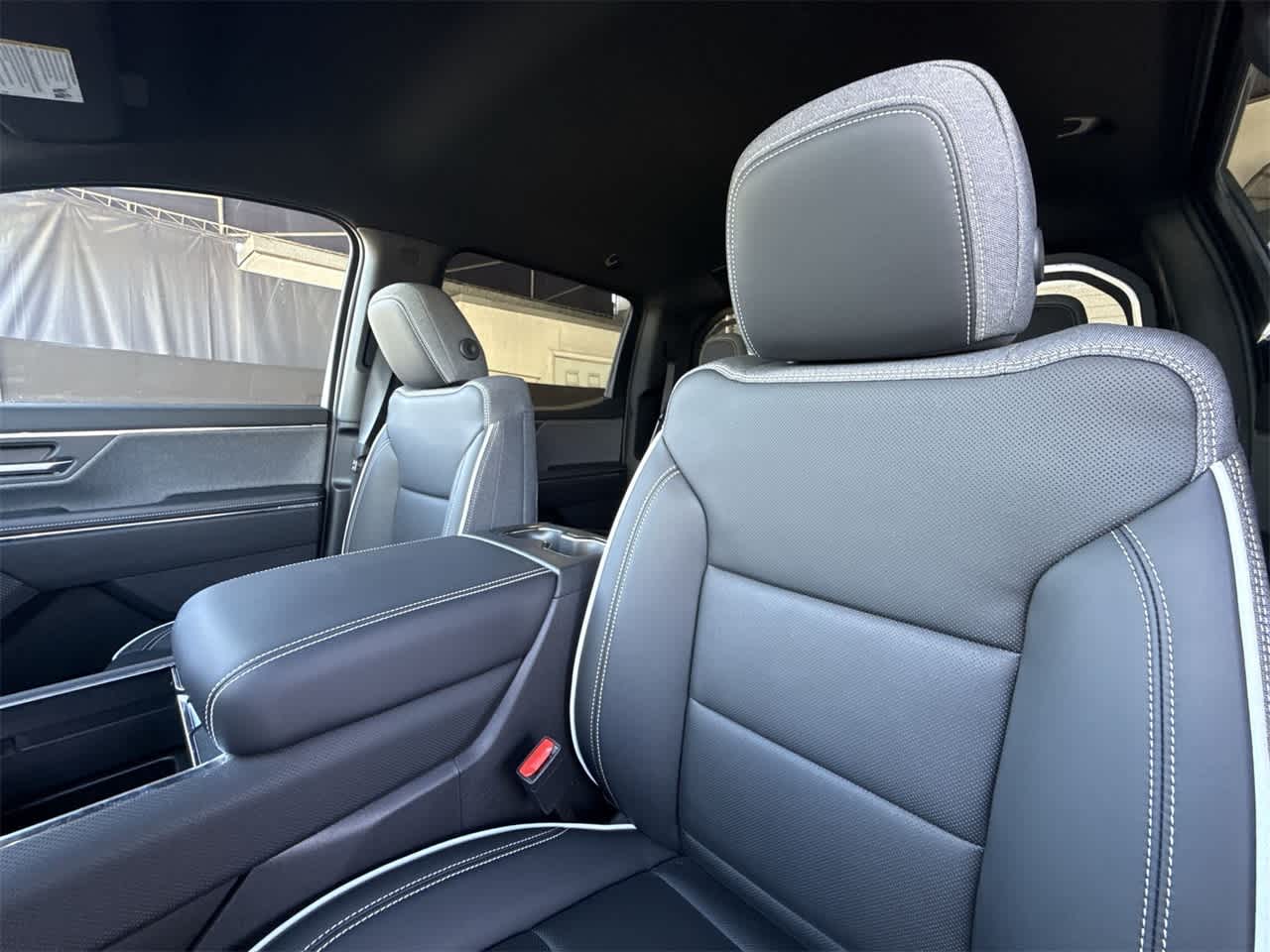 Thumbnail: 2026 GMC Sierra EV - 14