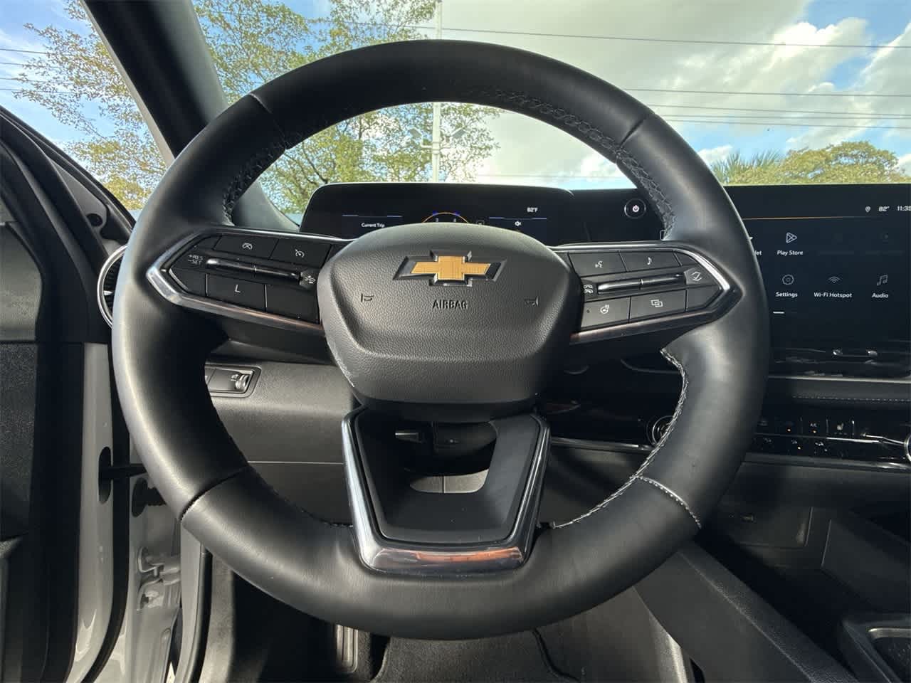 Thumbnail: 2025 Chevrolet Equinox - 15