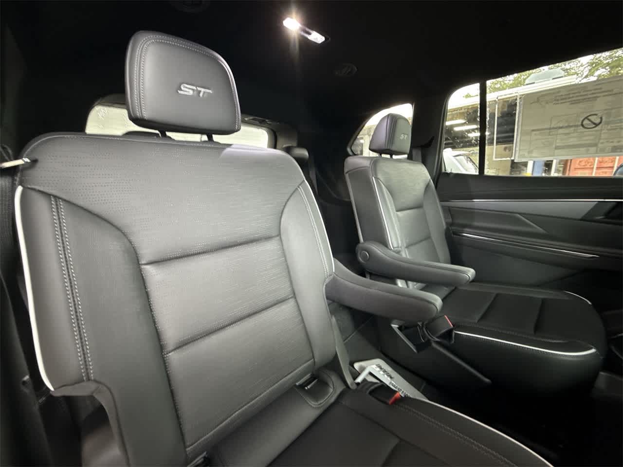 Thumbnail: 2025 Buick Enclave - 26