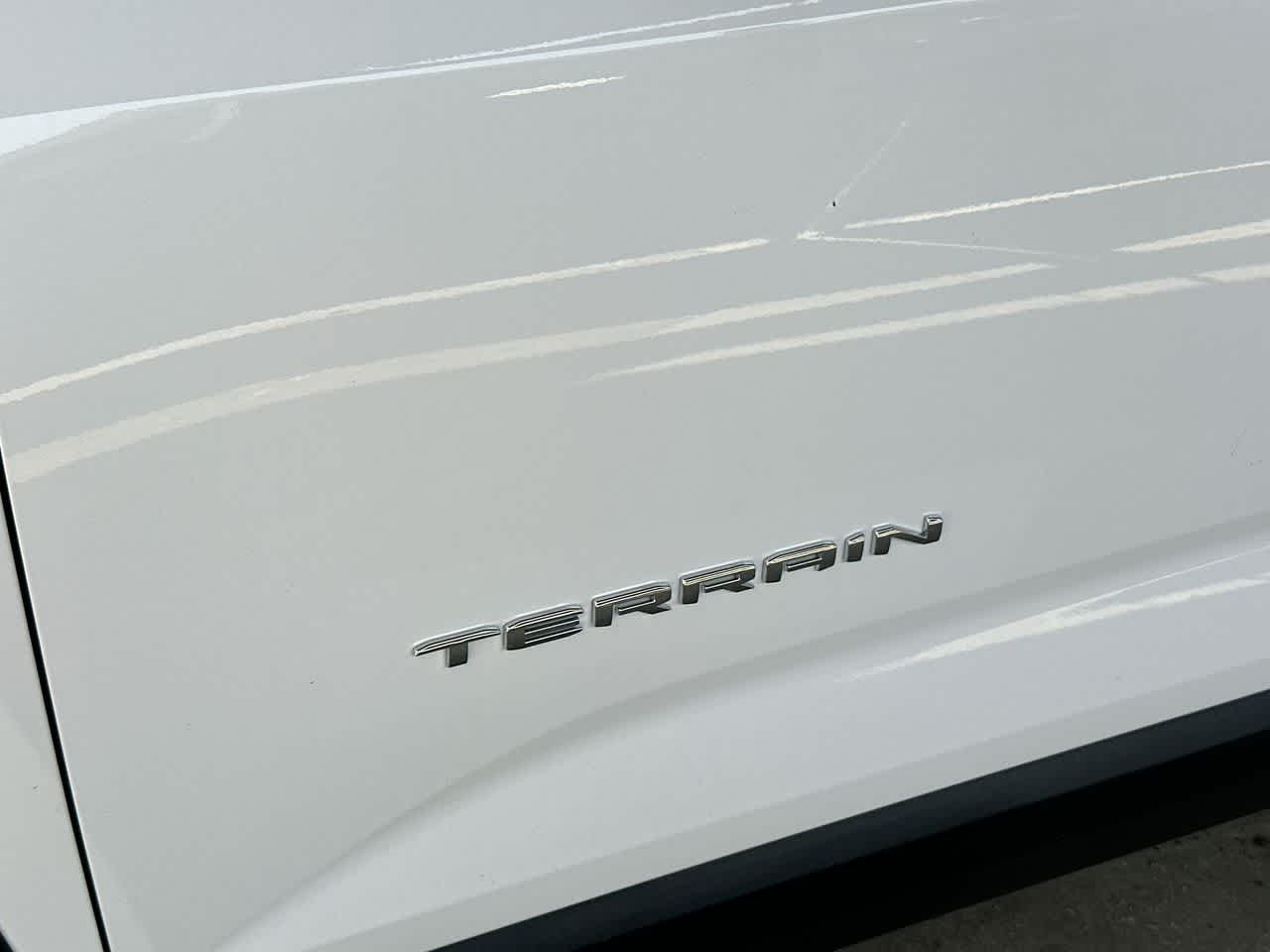 Thumbnail: 2027 GMC Terrain - 10