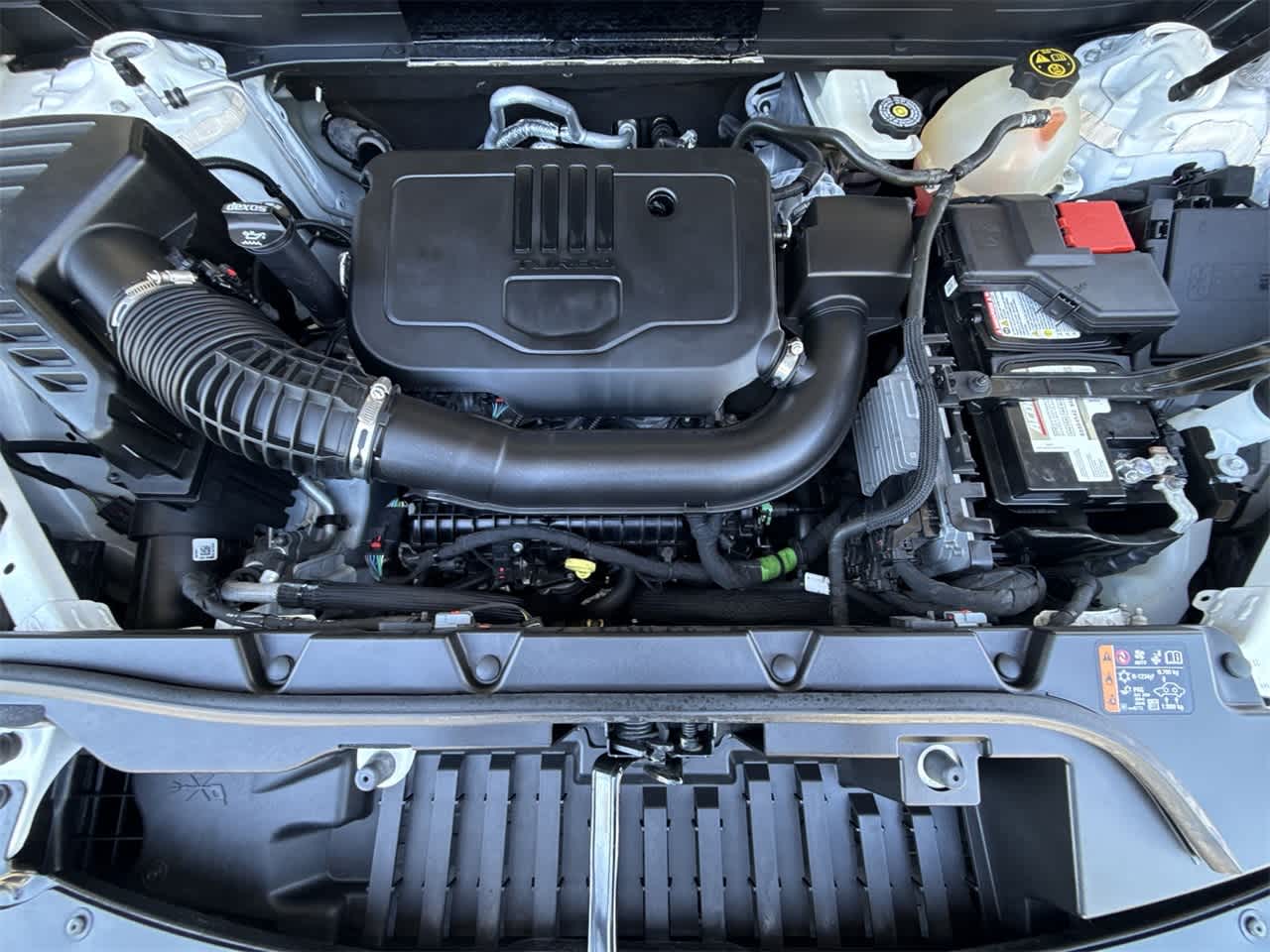 Thumbnail: 2023 GMC Acadia - 12