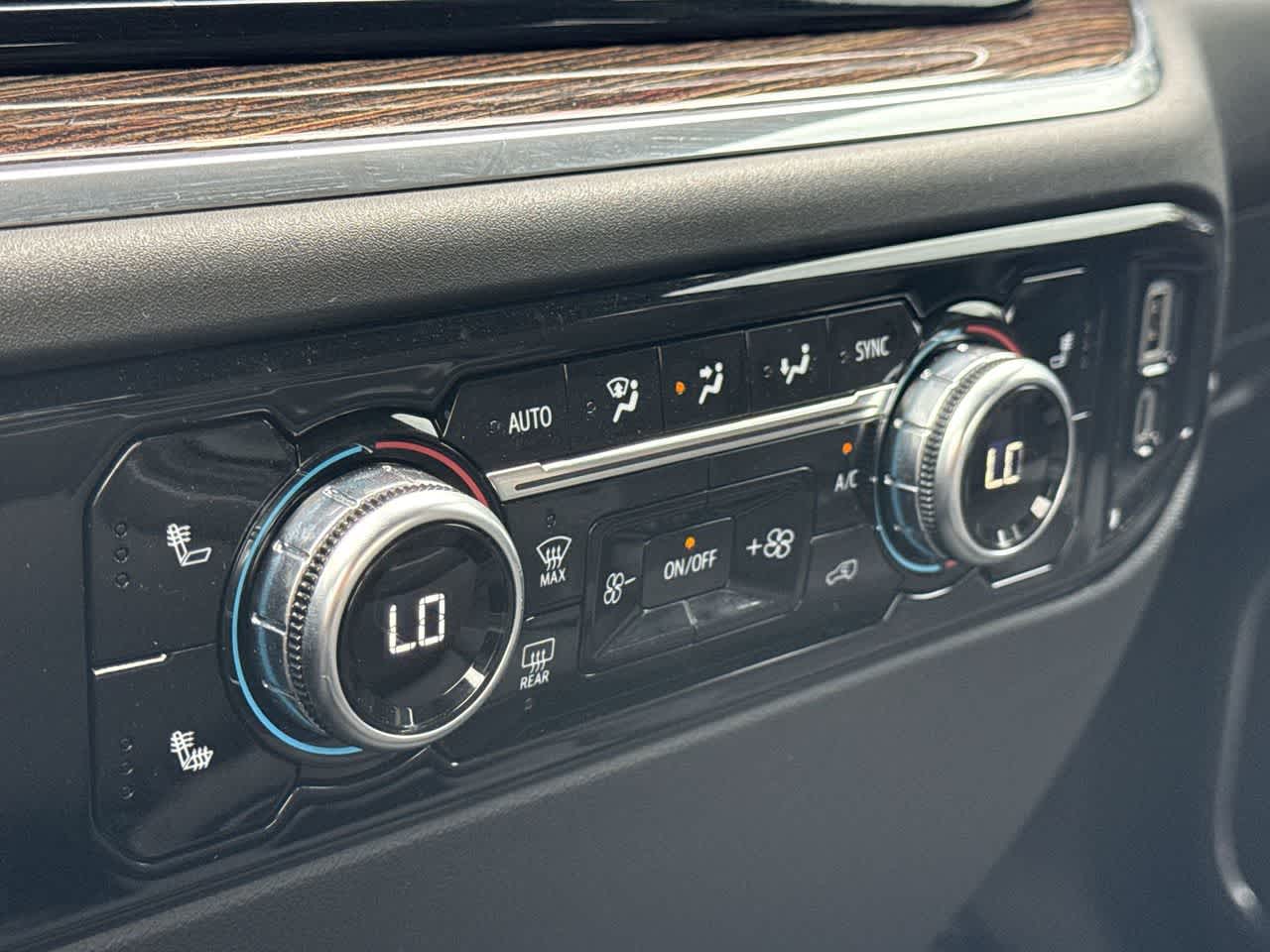 Thumbnail: 2023 GMC Sierra 1500 - 20