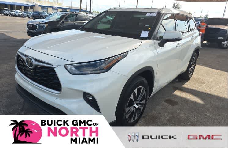 Thumbnail: 2021 Toyota Highlander - 1