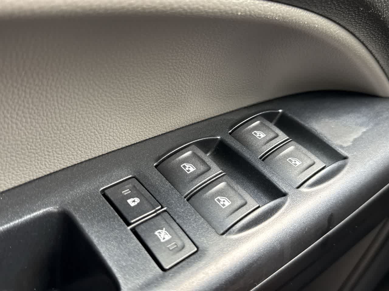 Thumbnail: 2021 GMC Canyon - 17