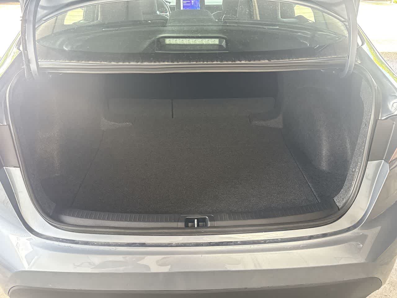 Thumbnail: 2025 Toyota Corolla - 25