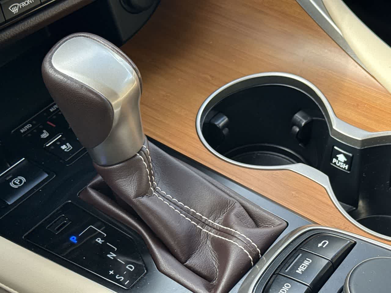 Thumbnail: 2019 Lexus RX - 21