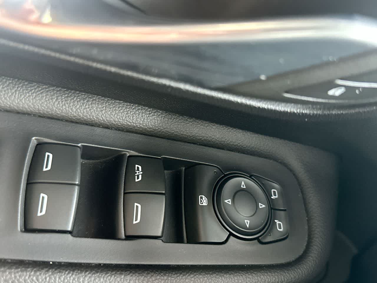 Thumbnail: 2023 GMC Terrain - 17