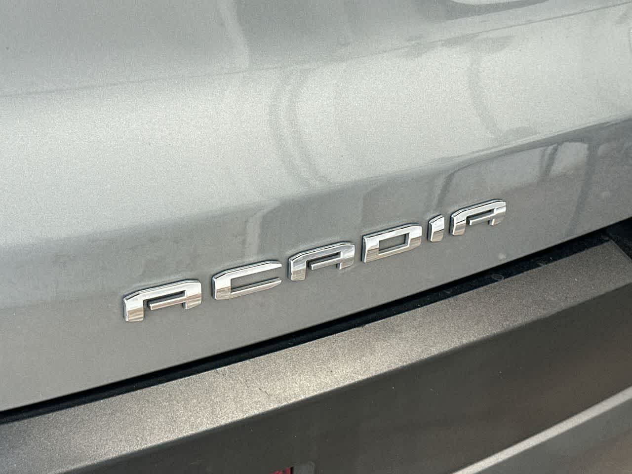 Thumbnail: 2023 GMC Acadia - 10